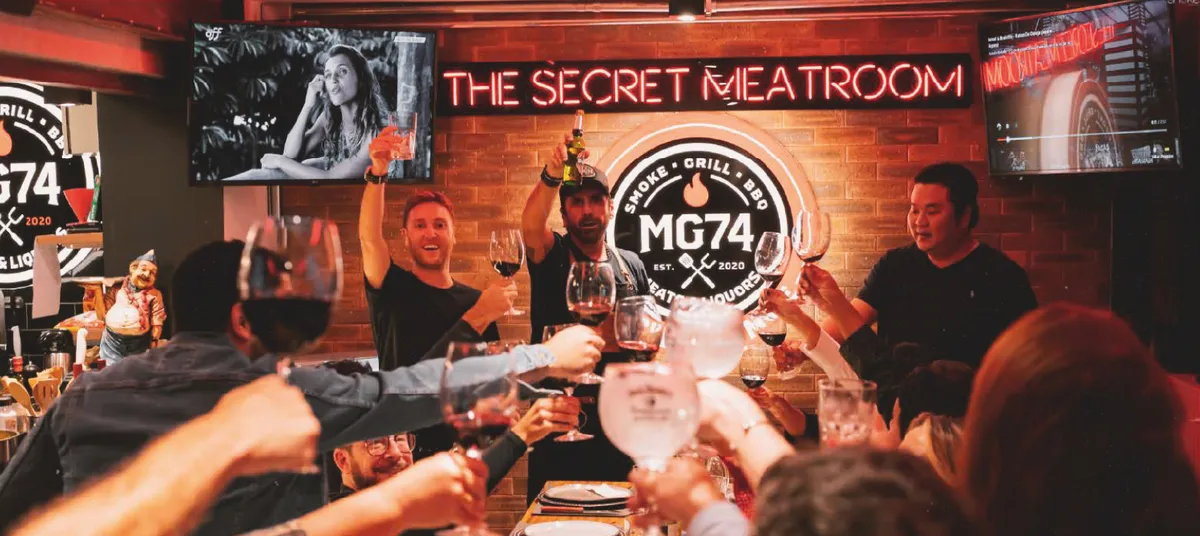 Brinde com o chef na The Secret Meatroom